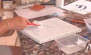 passer le rouleau sur la calligraphie